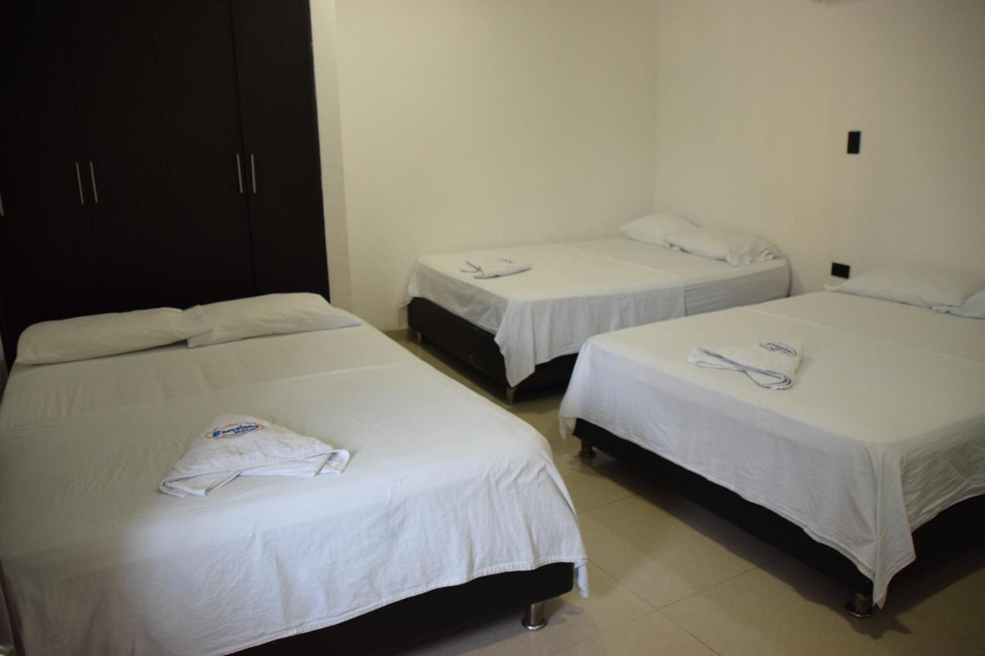Hotel Barcelona Montería Extérieur photo