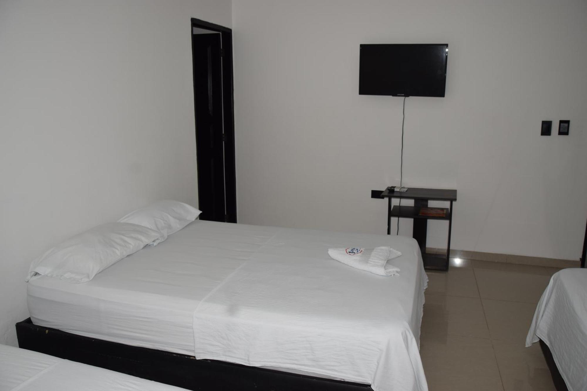 Hotel Barcelona Montería Extérieur photo